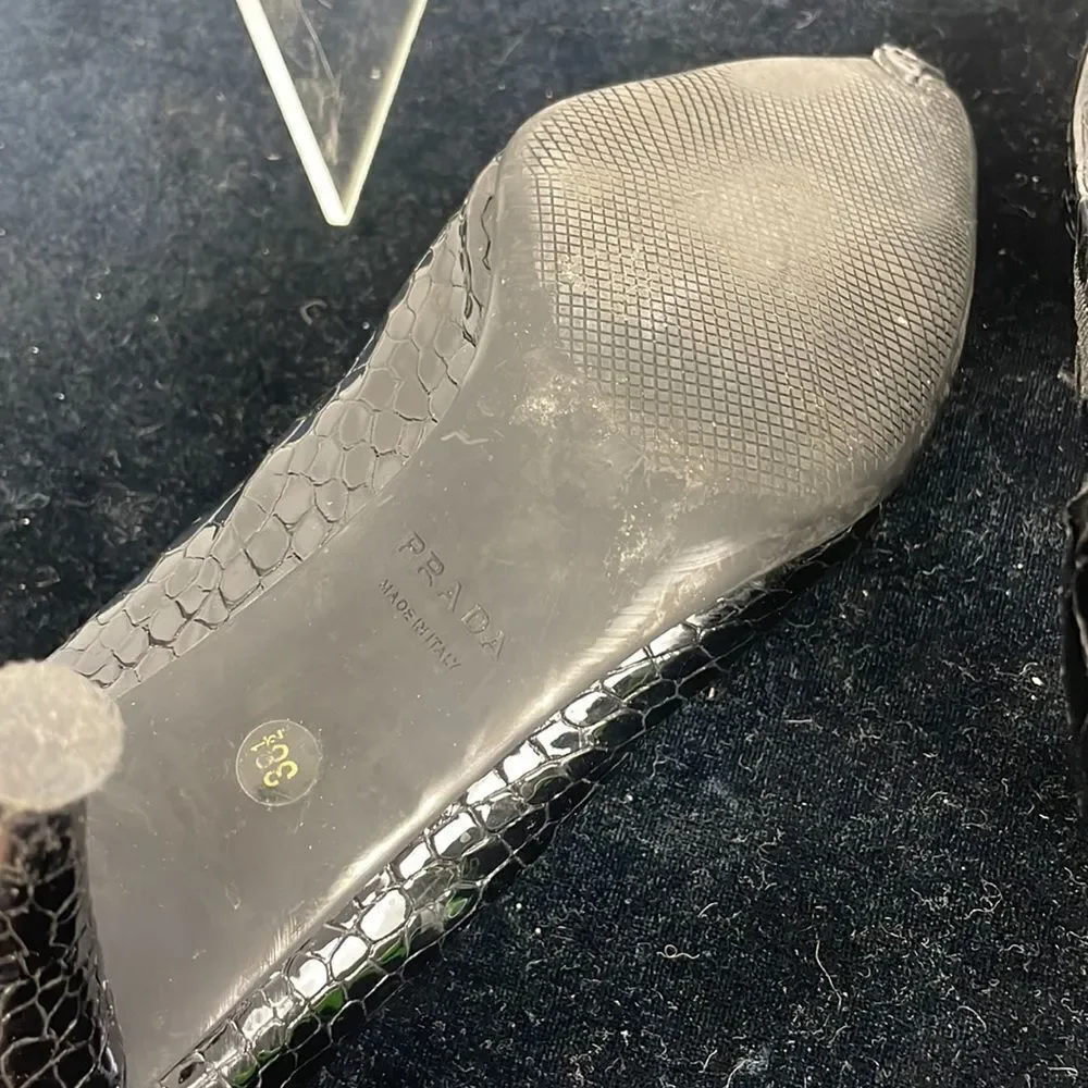 Prada Black Crocodile Leather Pump Shoes